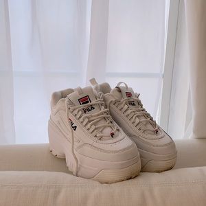 Fila Disruptor 2 Platform Sneakers sz 6